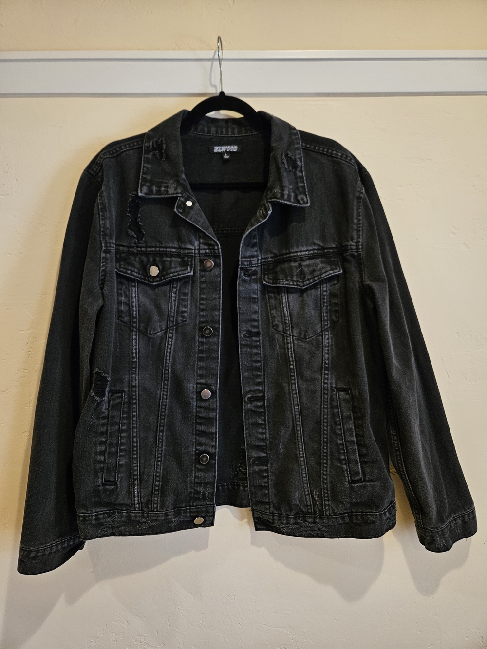 Black Distressed Denim Jacket - Men's L